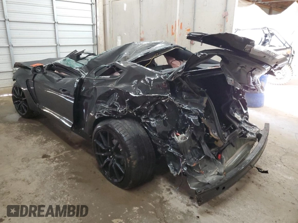 2017 Ford Mustang Shelby GT350 z VIN 1FA6P8JZ4H5526086, wystawiony jako Copart lot #75331364 z przebiegiem Nie podano mil oraz Nie do naprawy • Non repairable. Historia ofert i sprzedaży dostępna na DreamBid. Obrazek 2.