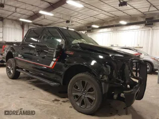 2018 Ford F-150 XL with VIN 1FTEW1E59JFB23213, listed as a IAAI auction lot 41449466 with 121,129 mi miles. Bid and sale history available at carsss.com. Image 1.
