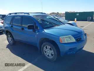 2005 Mitsubishi Endeavor LS with VIN 4A4MM21S45E005223, listed as a IAAI auction lot 40828218 with 148,661 mi miles. Bid and sale history available at carsss.com. Image 1.
