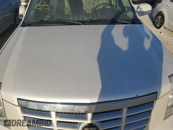 2007 Cadillac Escalade z VIN 1GYFK63887R159583, wystawiony jako Copart lot #77258794 z przebiegiem Nie podano mil oraz Nie do naprawy. Historia ofert i sprzedaży dostępna na DreamBid. Obrazek 11.