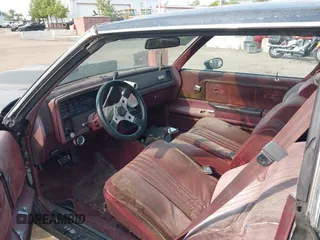 1984 Chevrolet Monte Carlo z VIN 1G1AZ37H9ER201513, wystawiony jako IAAI lot #42416804 z przebiegiem 80 467 mil mil oraz . Historia ofert i sprzedaży dostępna na DreamBid. Obrazek 5.