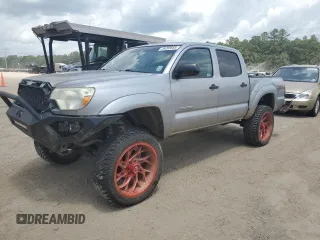 2015 Toyota Tacoma with VIN 5TFLU4EN5FX132006, listed as a Copart auction lot 59285655 with 205,932 mi miles and Salvage title. Bid and sale history available at DreamBid. Image 1.