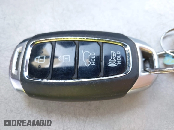 2019 Hyundai Kona Limited with VIN KM8K33A57KU223932, listed as a IAAI auction lot 41869416 with 102,424 mi miles. Bid and sale history available at carsss.com. Image 11.
