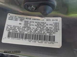 1999 Toyota Land Cruiser z VIN JT3HT05JXX0060572, wystawiony jako IAAI lot #42489190 z przebiegiem 253 014 mil mil oraz . Historia ofert i sprzedaży dostępna na DreamBid. Obrazek 9.