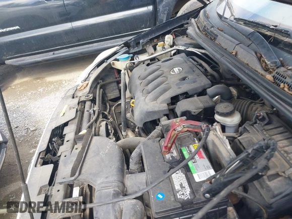 2008 Nissan Sentra S z VIN 3N1AB61E98L664990, wystawiony jako IAAI lot #42512972 z przebiegiem 167 601 mil mil oraz . Historia ofert i sprzedaży dostępna na DreamBid. Obrazek 6.