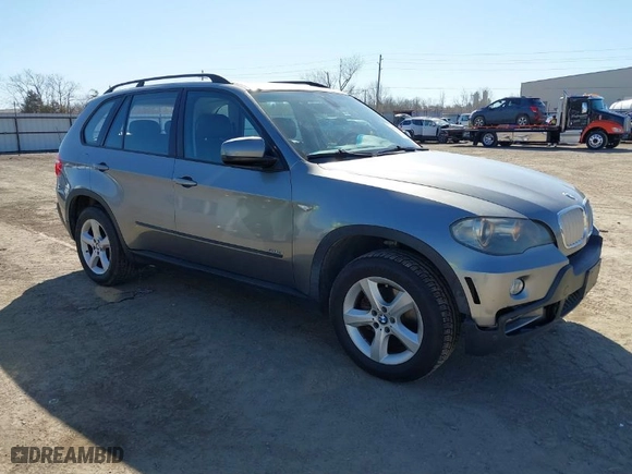 2007 BMW X5 3.0si with VIN 5UXFE43557L011481, listed as a IAAI auction lot 41764468 with 116,770 mi miles. Bid and sale history available at carsss.com. Image 1.