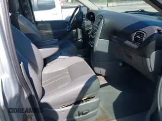 2006 Chrysler Town & Country Touring with VIN 2A4GP54L36R820920, listed as a IAAI auction lot 42335161 with 205,432 mi miles and . Bid and sale history available at DreamBid. Image 5.
