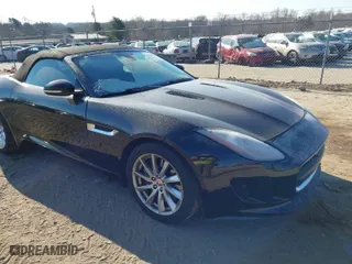 2015 Jaguar F-TYPE V6 with VIN SAJWA6ET0F8K21171, listed as a IAAI auction lot 41393768 with 28,677 mi miles. Bid and sale history available at carsss.com. Image 1.