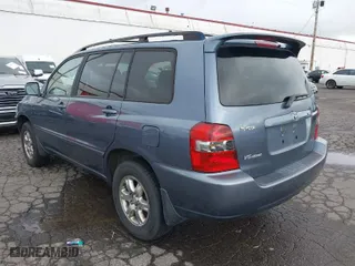 2007 Toyota Highlander w/3rd Row with VIN JTEEP21AX70231515, listed as a IAAI auction lot 41640668 with 218,009 mi miles. Bid and sale history available at carsss.com. Image 3.