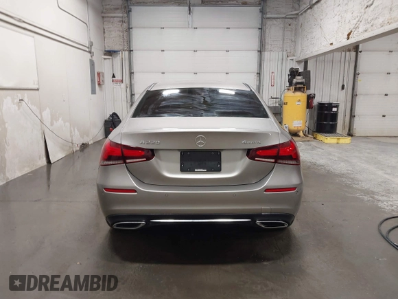 2019 Mercedes-Benz A 220 with VIN WDD3G4FB2KW032267, listed as a IAAI auction lot 41637000 with 51,121 mi miles and . Bid and sale history available at DreamBid. Image 16.