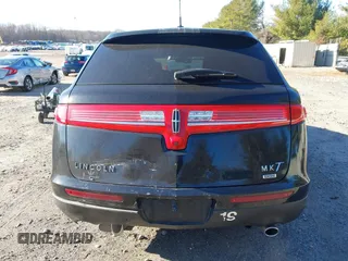 2019 Lincoln MKT with VIN 2LMHJ5NK1KBL04320, listed as a IAAI auction lot 41106755 with 174,362 mi miles and . Bid and sale history available at DreamBid. Image 16.