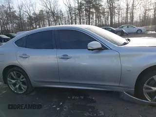 2015 Infiniti Q70 с VIN JN1BY1AR7FM561532, выставлен на аукционе IAAI как лот 41375898 с пробегом 130 565 миль миль и . История ставок и продаж доступна на DreamBid. Изображение 13.