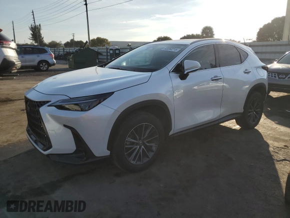 2022 Lexus NX with VIN 2T2GGCEZ5NC002810, listed as a Copart auction lot 43250215 with 11,717 mi miles and Salvage Title. Bid and sale history available at carsss.com. Image 1.