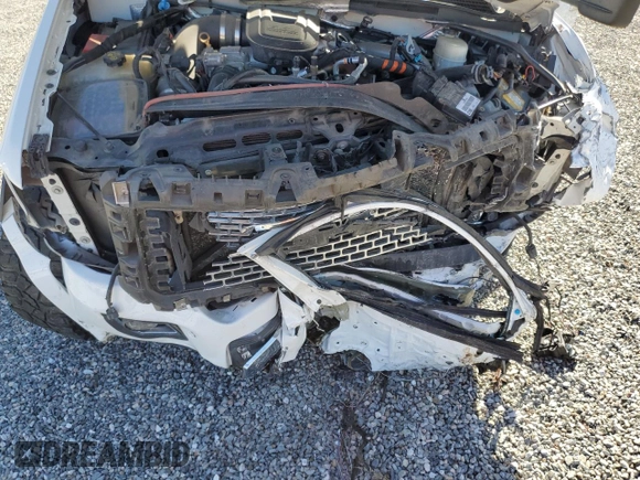 2015 GMC Sierra 2500HD Denali z VIN 1GT120E80FF175769, wystawiony jako Copart lot #79047164 z przebiegiem 116 447 mil mil oraz Szkoda całkowita • Salvage title. Historia ofert i sprzedaży dostępna na DreamBid. Obrazek 13.