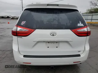 2017 Toyota Sienna LE Auto Access Seat с VIN 5TDKZ3DC4HS840442, выставлен на аукционе Copart как лот 52109575 с пробегом 124 257 миль миль и На запчасти • Non repairable. История ставок и продаж доступна на DreamBid. Изображение 6.