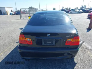 2004 BMW 3 Series 325i with VIN WBAET37444NJ44065, listed as a IAAI auction lot 41830178 with 91,037 mi miles and . Bid and sale history available at DreamBid. Image 16.