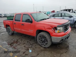 2010 GMC Sierra 1500 with VIN 3GTRCVEA7AG100414, listed as a Copart auction lot 80618164 with 109,735 mi miles and Clean Title. Bid and sale history available at DreamBid. Image 4.