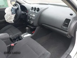 2012 Nissan Altima S z VIN 1N4AL2AP3CN517275, wystawiony jako IAAI lot #42345897 z przebiegiem 105 400 mil mil oraz . Historia ofert i sprzedaży dostępna na DreamBid. Obrazek 5.