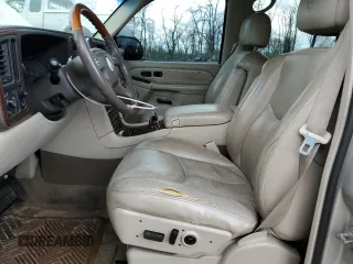 2004 Cadillac Escalade z VIN 1GYEK63N04R309148, wystawiony jako Copart lot #51259085 z przebiegiem 106 646 mil mil oraz Czysty tytuł • Clean title. Historia ofert i sprzedaży dostępna na DreamBid. Obrazek 7.