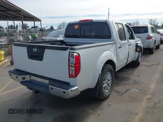2017 Nissan Frontier SV with VIN 1N6AD0ER2HN736630, listed as a IAAI auction lot 41708519 with 75,896 mi miles and . Bid and sale history available at DreamBid. Image 4.