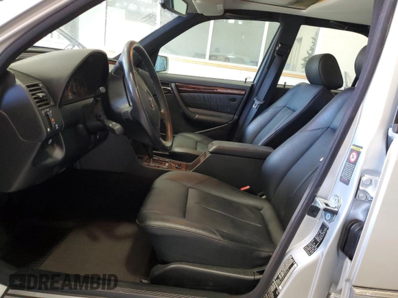 2000 Mercedes-Benz C 230 Kompressor with VIN WDBHA24G8YA838929, listed as a Copart auction lot 47300555 with Not Provided miles and Clean Title. Bid and sale history available at carsss.com. Image 7.
