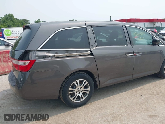 2013 Honda Odyssey EX-L с VIN 5FNRL5H63DB019055, выставлен на аукционе IAAI как лот 42411027 с пробегом 169 636 миль миль и . История ставок и продаж доступна на DreamBid. Изображение 6.