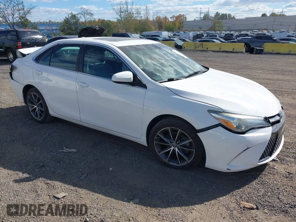2015 Toyota Camry XLE with VIN 4T1BF1FK8FU040068, listed as a IAAI auction lot 40521641 with 25,156 mi miles and . Bid and sale history available at DreamBid. Image 1.