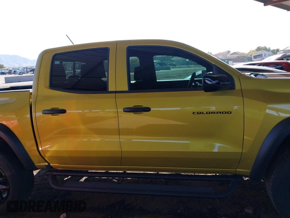 2023 Chevrolet Colorado 4WD Trail Boss with VIN 1GCPTEEK9P1148584, listed as a IAAI auction lot 41487552 with 19,468 mi miles. Bid and sale history available at carsss.com. Image 14.