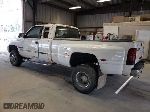 2002 Dodge Ram 3500 with VIN 3B7MF33C02M204269, listed as a Copart auction lot 68442394 with 238,041 mi miles and Salvage Title. Bid and sale history available at carsss.com. Image 2.