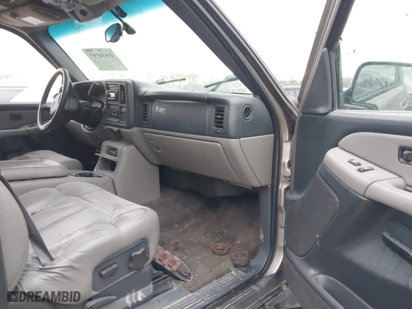 2001 Chevrolet Tahoe LS with VIN 1GNEK13T91R224397, listed as a IAAI auction lot 41834197 with 189,000 mi miles. Bid and sale history available at carsss.com. Image 5.