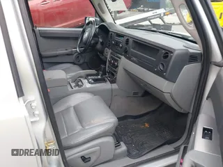 2007 Jeep Commander Sport с VIN 1J8HG48P47C556787, выставлен на аукционе IAAI как лот 42695897 с пробегом 146 272 миль миль и . История ставок и продаж доступна на DreamBid. Изображение 5.