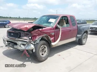 1998 Ford F-150 XL с VIN 1FTRX08L3WKC16925, выставлен на аукционе IAAI как лот 42079364 с пробегом 390 291 миль миль и . История ставок и продаж доступна на DreamBid. Изображение 2.