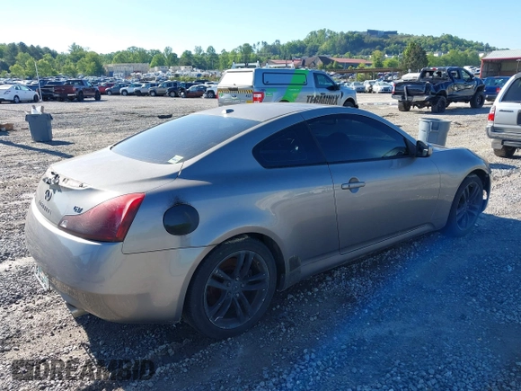 2009 Infiniti G37 with VIN JNKCV64EX9M600309, listed as a IAAI auction lot 42092973 with Not Provided miles. Bid and sale history available at carsss.com. Image 4.