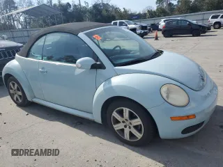2006 Volkswagen Beetle with VIN 3VWRF31Y76M331463, listed as a Copart auction lot 87394034 with 101,136 mi miles and Clean title. Bid and sale history available at DreamBid. Image 4.