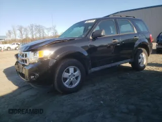 2009 Ford Escape XLS с VIN 1FMCU02729KA79471, выставлен на аукционе Copart как лот 46377415 с пробегом 138 016 миль миль и Списание • Salvage title. История ставок и продаж доступна на DreamBid. Изображение 1.