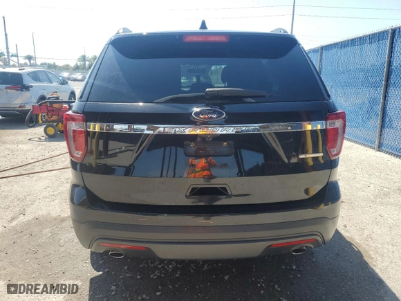 2016 Ford Explorer with VIN 1FM5K7B8XGGB30781, listed as a Copart auction lot 52892335 with 176,346 mi miles and Salvage Title. Bid and sale history available at carsss.com. Image 6.