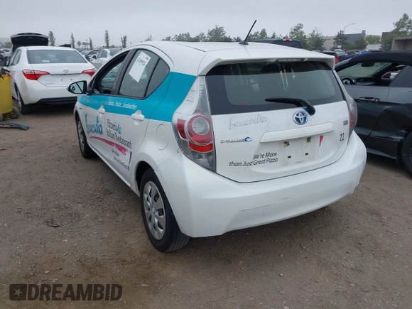 2014 Toyota Prius One z VIN JTDKDTB33E1559405, wystawiony jako IAAI lot #42499928 z przebiegiem 182 388 mil mil oraz . Historia ofert i sprzedaży dostępna na DreamBid. Obrazek 3.