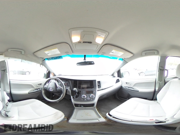 2017 Toyota Sienna L with VIN 5TDZZ3DC4HS785327, listed as a Copart auction lot 49284405 with 86,225 mi miles and Salvage Title. Bid and sale history available at DreamBid. Image 14.