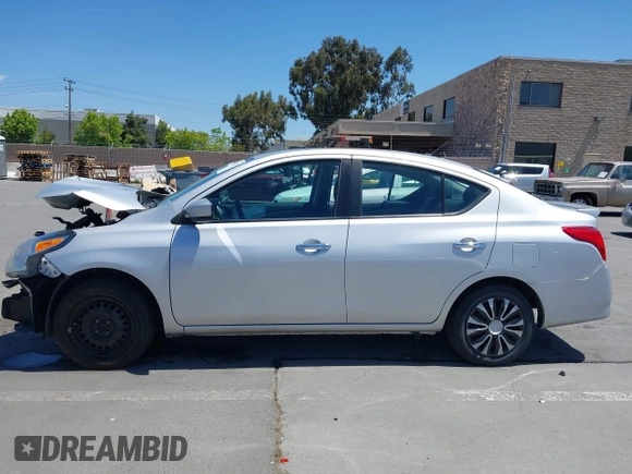 2019 Nissan Versa SV z VIN 3N1CN7AP2KL873700, wystawiony jako IAAI lot #42272553 z przebiegiem 89 256 mil mil oraz . Historia ofert i sprzedaży dostępna na DreamBid. Obrazek 15.