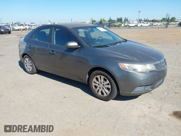 2013 Kia Forte EX with VIN KNAFU4A2XD5729960, listed as a IAAI auction lot 42208276 with 288,080 mi miles. Bid and sale history available at carsss.com. Image 1.