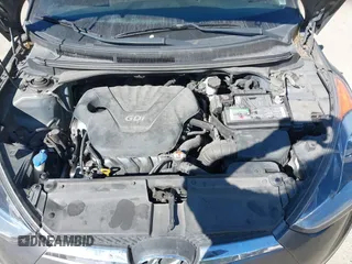 2013 Hyundai Veloster w/Black Int with VIN KMHTC6AD8DU103122, listed as a IAAI auction lot 42068175 with 123,512 mi miles. Bid and sale history available at carsss.com. Image 10.