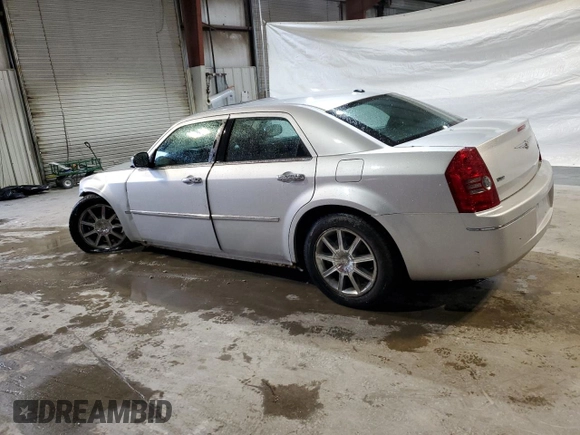 2010 Chrysler 300 Touring with VIN 2C3CK5CV4AH331242, listed as a Copart auction lot 84516574 with 203,035 mi miles and Clean Title. Bid and sale history available at carsss.com. Image 2.