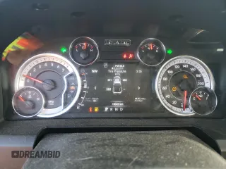 2019 Ram 1500 Big Horn z VIN 1C6RR7LT3KS744346, wystawiony jako Copart lot #46483155 z przebiegiem 19 045 mil mil oraz Szkoda całkowita • Salvage title. Historia ofert i sprzedaży dostępna na DreamBid. Obrazek 8.
