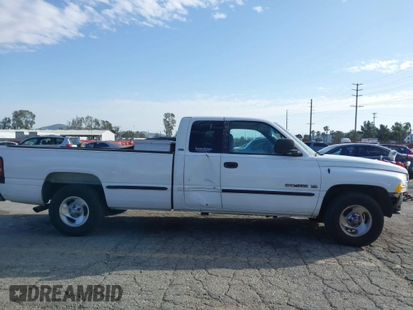 1999 Dodge 1500 z VIN 1B7HC13Y4XJ627063, wystawiony jako IAAI lot #41697073 z przebiegiem 206 776 mil mil oraz . Historia ofert i sprzedaży dostępna na DreamBid. Obrazek 16.