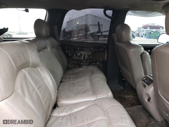 2001 Chevrolet Tahoe LS with VIN 1GNEK13T41R202324, listed as a Copart auction lot 49880325 with 208,165 mi miles and Clean Title. Bid and sale history available at carsss.com. Image 11.