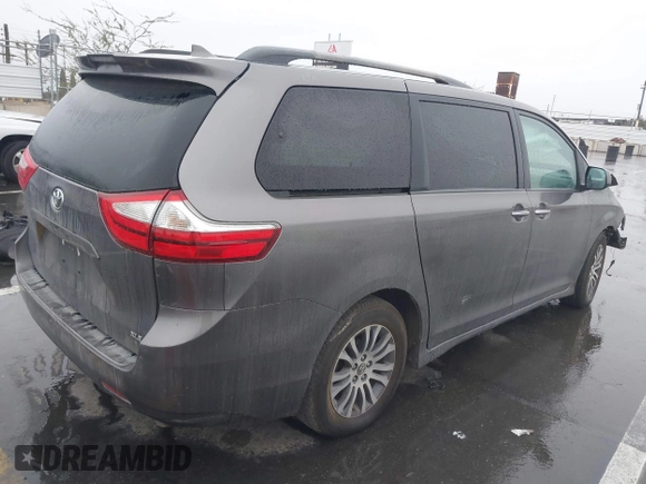 2018 Toyota Sienna XLE Auto Access Seat with VIN 5TDYZ3DC0JS917727, listed as a IAAI auction lot 41746005 with 130,565 mi miles and . Bid and sale history available at DreamBid. Image 4.