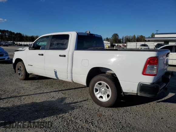 2020 Ram 1500 Tradesman z VIN 1C6SRFNT9LN421718, wystawiony jako Copart lot #81620444 z przebiegiem 38 419 mil mil oraz Szkoda całkowita • Salvage title. Historia ofert i sprzedaży dostępna na DreamBid. Obrazek 2.