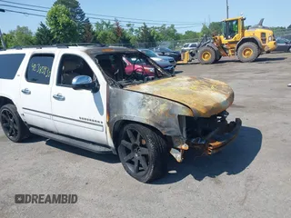 2009 Chevrolet Suburban LTZ with VIN 1GNFK36339R200149, listed as a IAAI auction lot 42385935 with Not provided miles and . Bid and sale history available at DreamBid. Image 1.