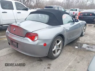 2007 BMW Z4 3.0si with VIN 4USBU535X7LX02797, listed as a IAAI auction lot 41520942 with 115,022 mi miles and . Bid and sale history available at DreamBid. Image 4.
