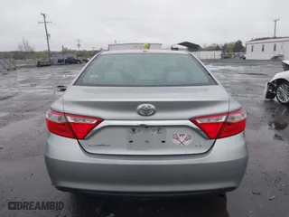 2015 Toyota Camry XLE with VIN 4T4BF1FK2FR448135, listed as a IAAI auction lot 41965092 with 67,367 mi miles. Bid and sale history available at carsss.com. Image 16.